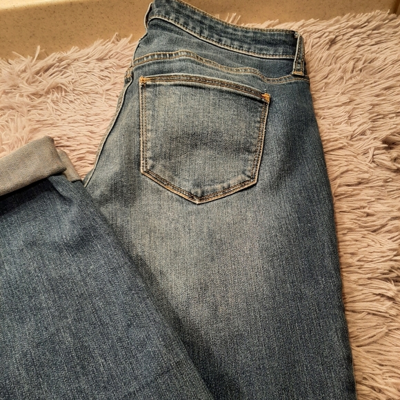 Universal Thread Mid Rise Skinny Size 6 - Picture 7 of 8